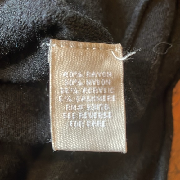 JOAN VASS | black sweater | xs - Picture 6 of 6